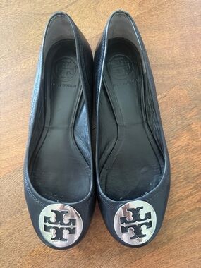 Tory Burch Black Leather Logo Medallion Ballet Flats